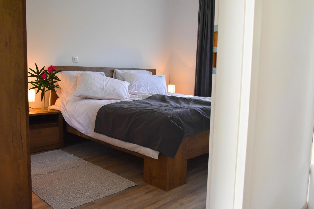Apartma Med Oljkami - Portorož Dış mekan fotoğraf